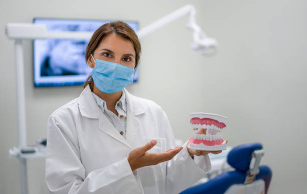 Best Urgent Tooth Repair  in Indiantown, FL