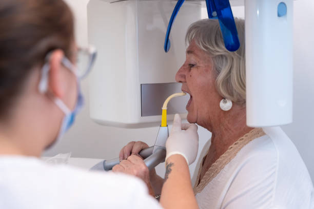 Best Cracked Tooth Emergency Dentist  in Indiantown, FL